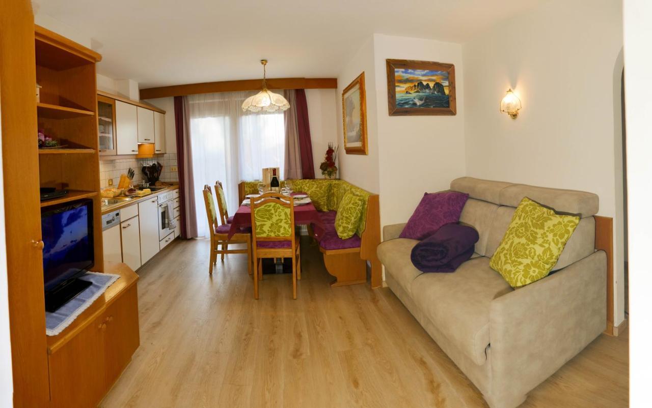 Villa Artic Apartments Campitello di Fassa Luaran gambar