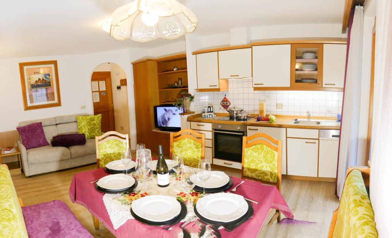 Villa Artic Apartments Campitello di Fassa Luaran gambar