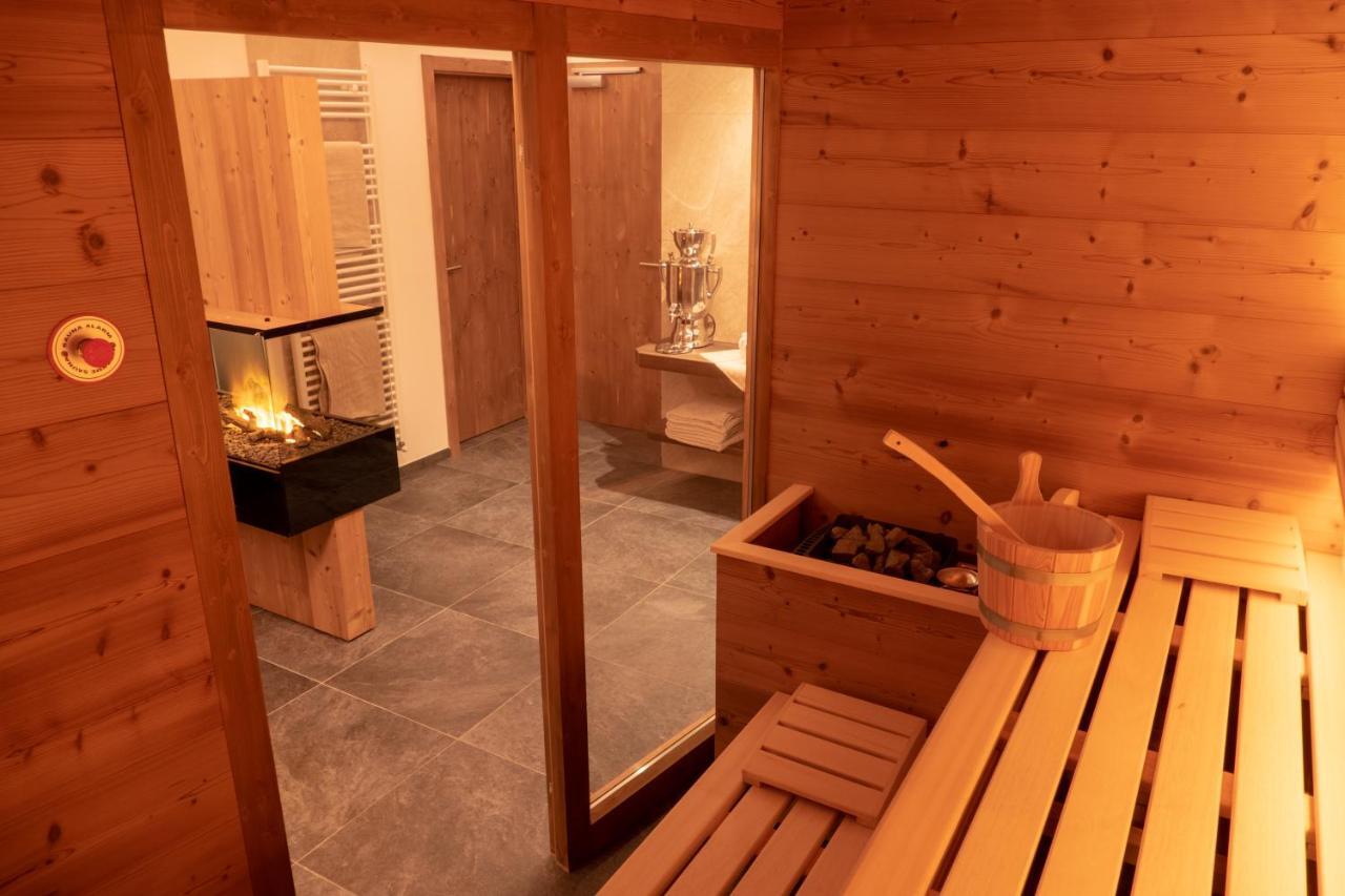 Villa Artic Apartments Campitello di Fassa Luaran gambar